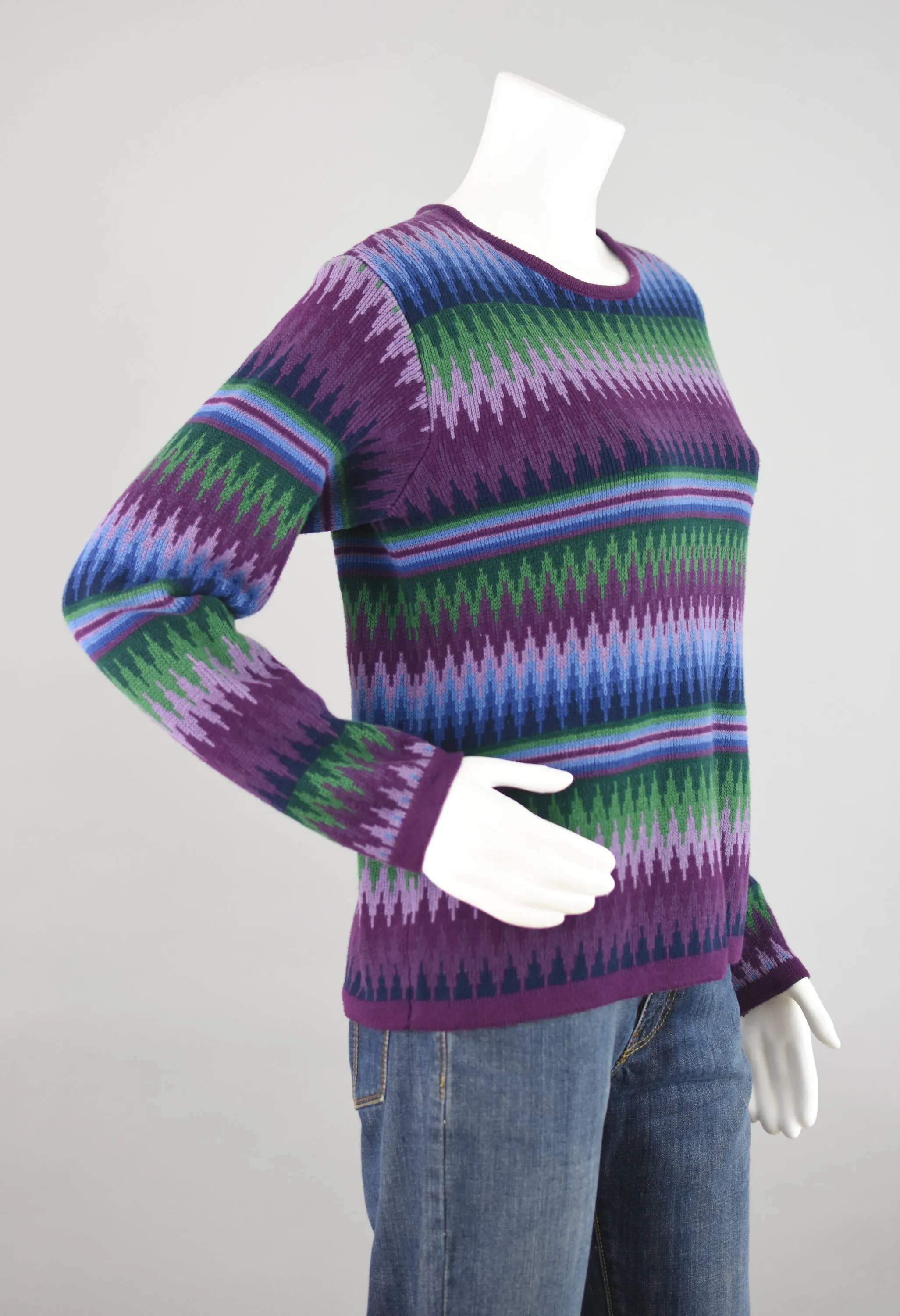 90s Purple & Blue Chevron Sweater Women's Small - Medium