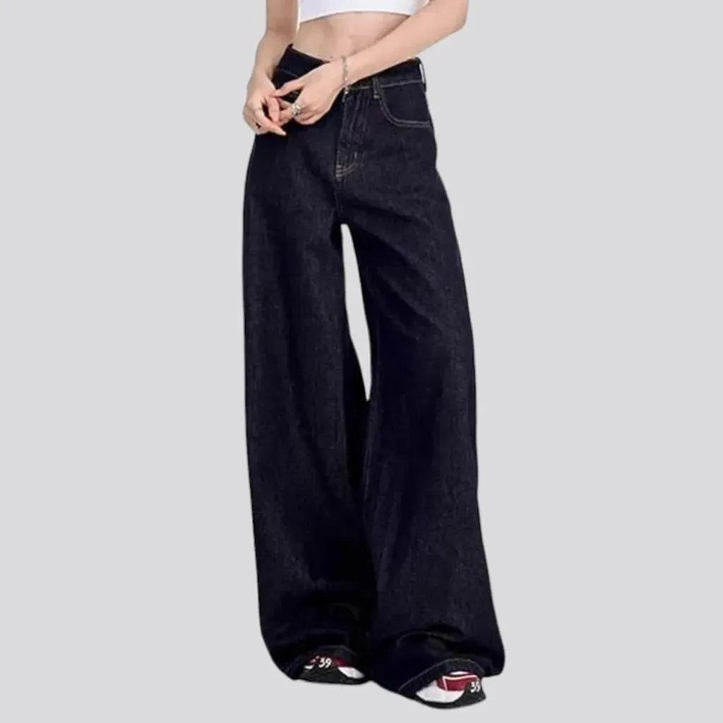 Baggy mid-waist jeans
 for women