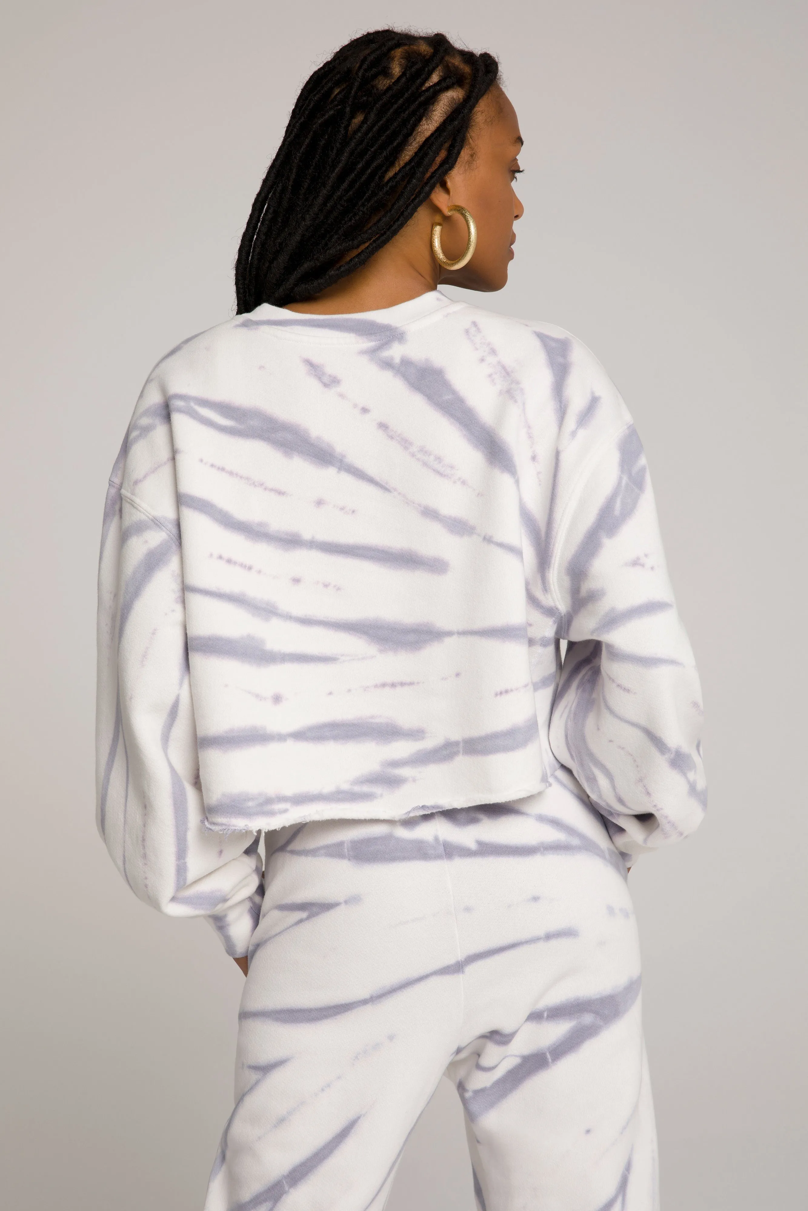 CROPPED & COOL SWEATSHIRT | LILAC TIE DYE001