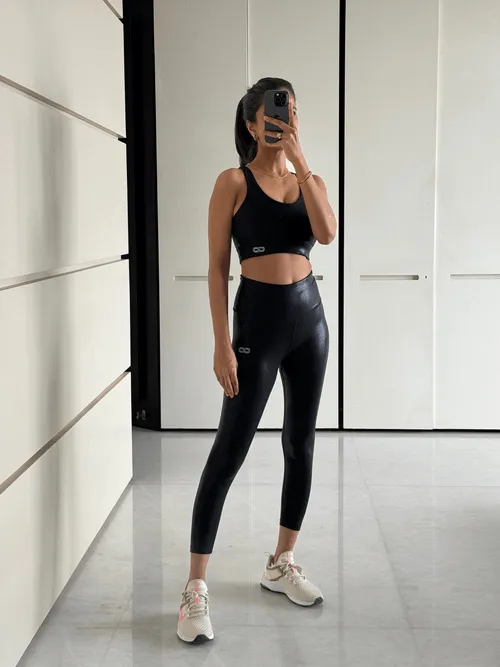 Gloss Bra & Ath Track Leggings Shiny Black