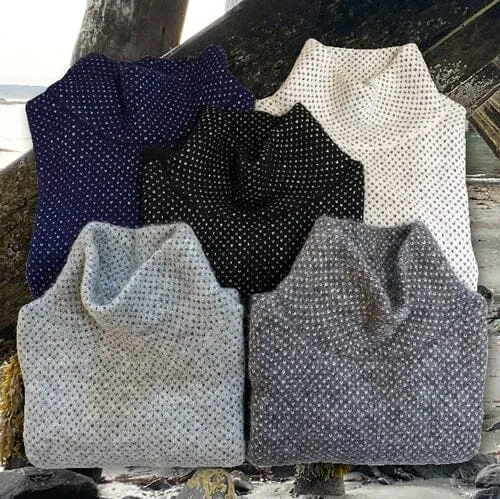 Luxurious Alpaca Blend Sweater: Soft, Warm, and Sustainable