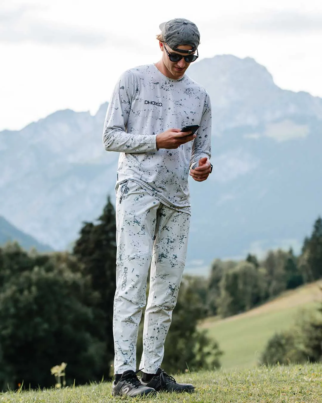 Mens Gravity Pants | Cookies and Cream