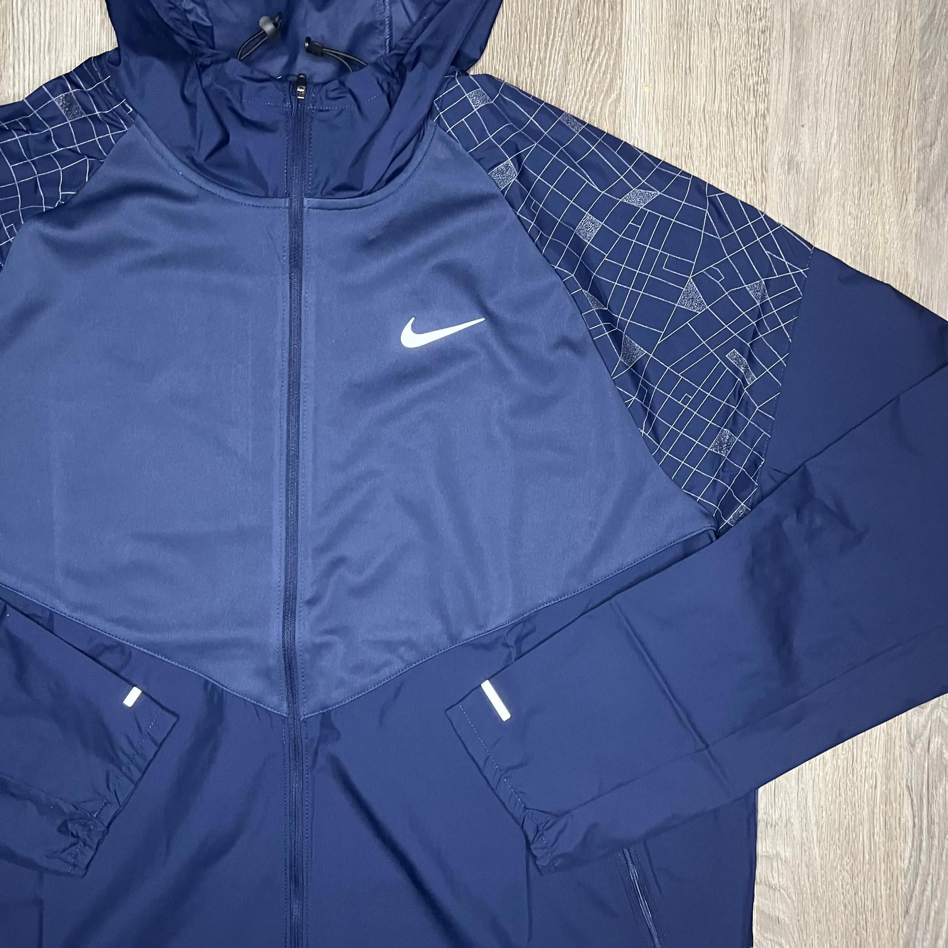 Nike Flash Run Division 2.0 Windrunner Jacket Blue