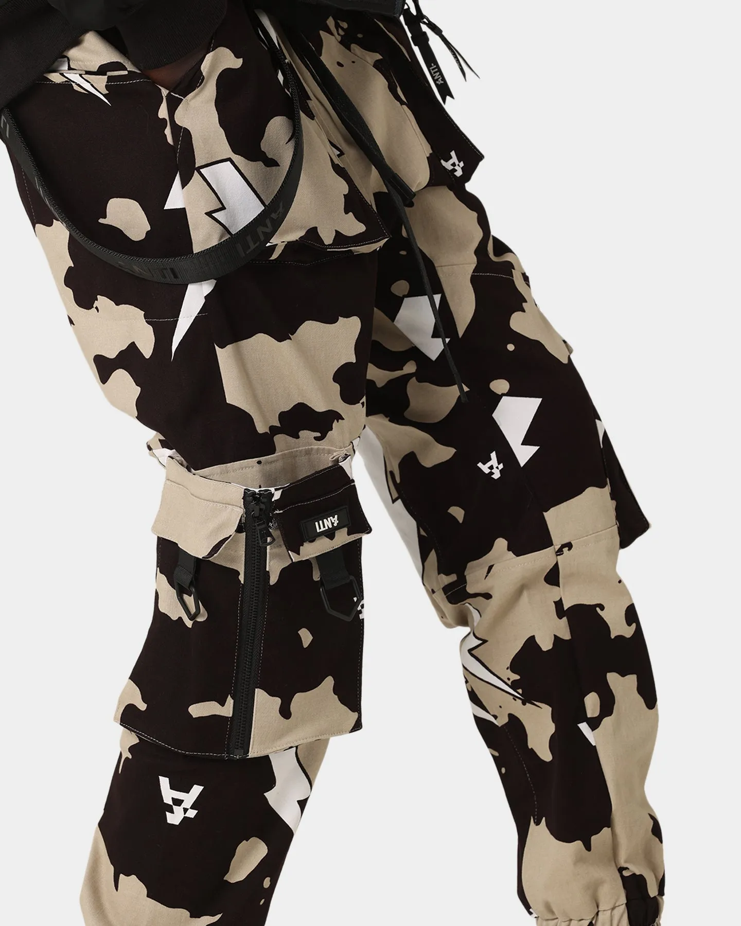 The Anti Order Armed Forces Elite Jogger Sand Storm Camo