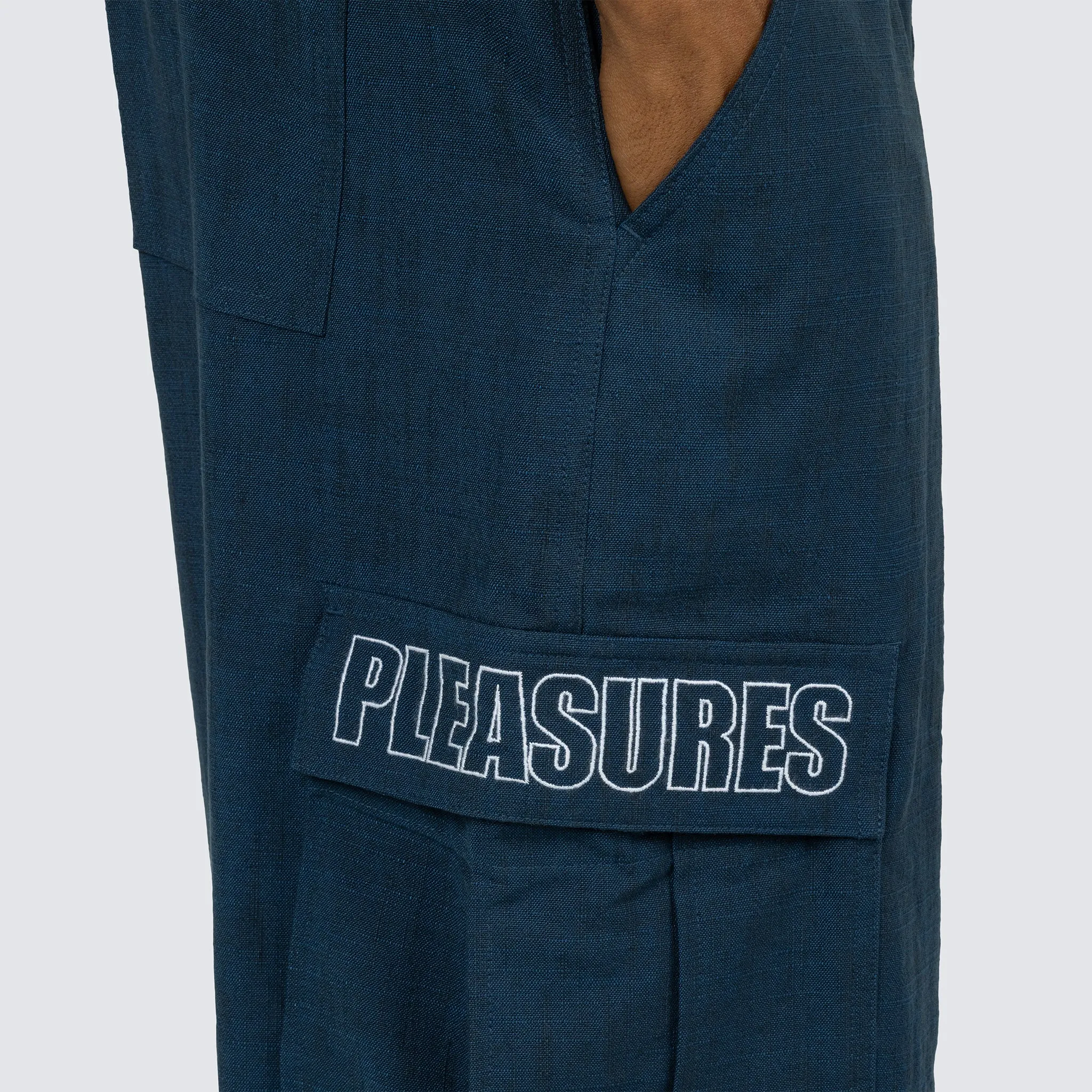 VISITOR WIDE FIT CARGO PANTS (Washed Navy)