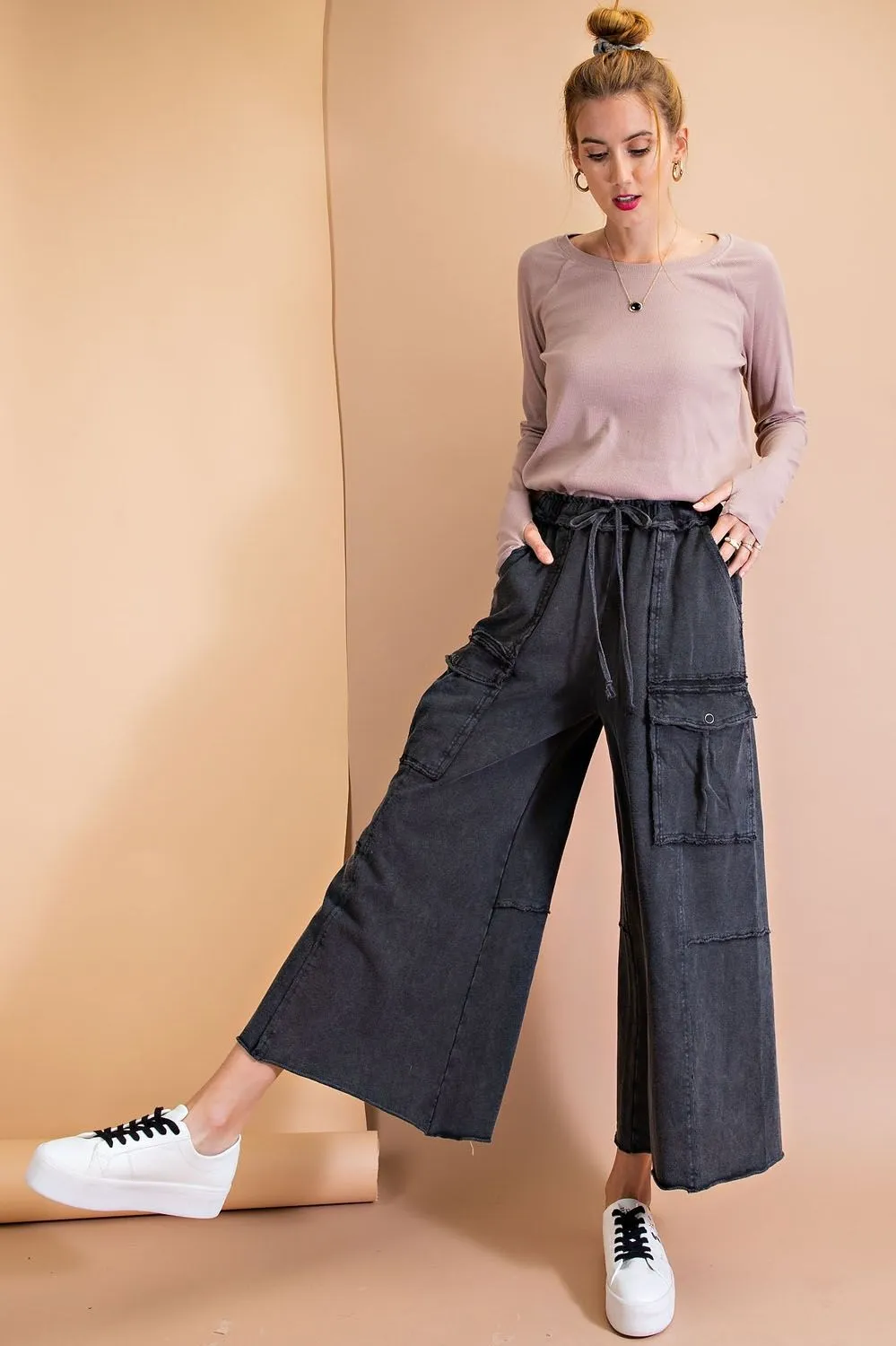 Wide Leg Cargo Pants