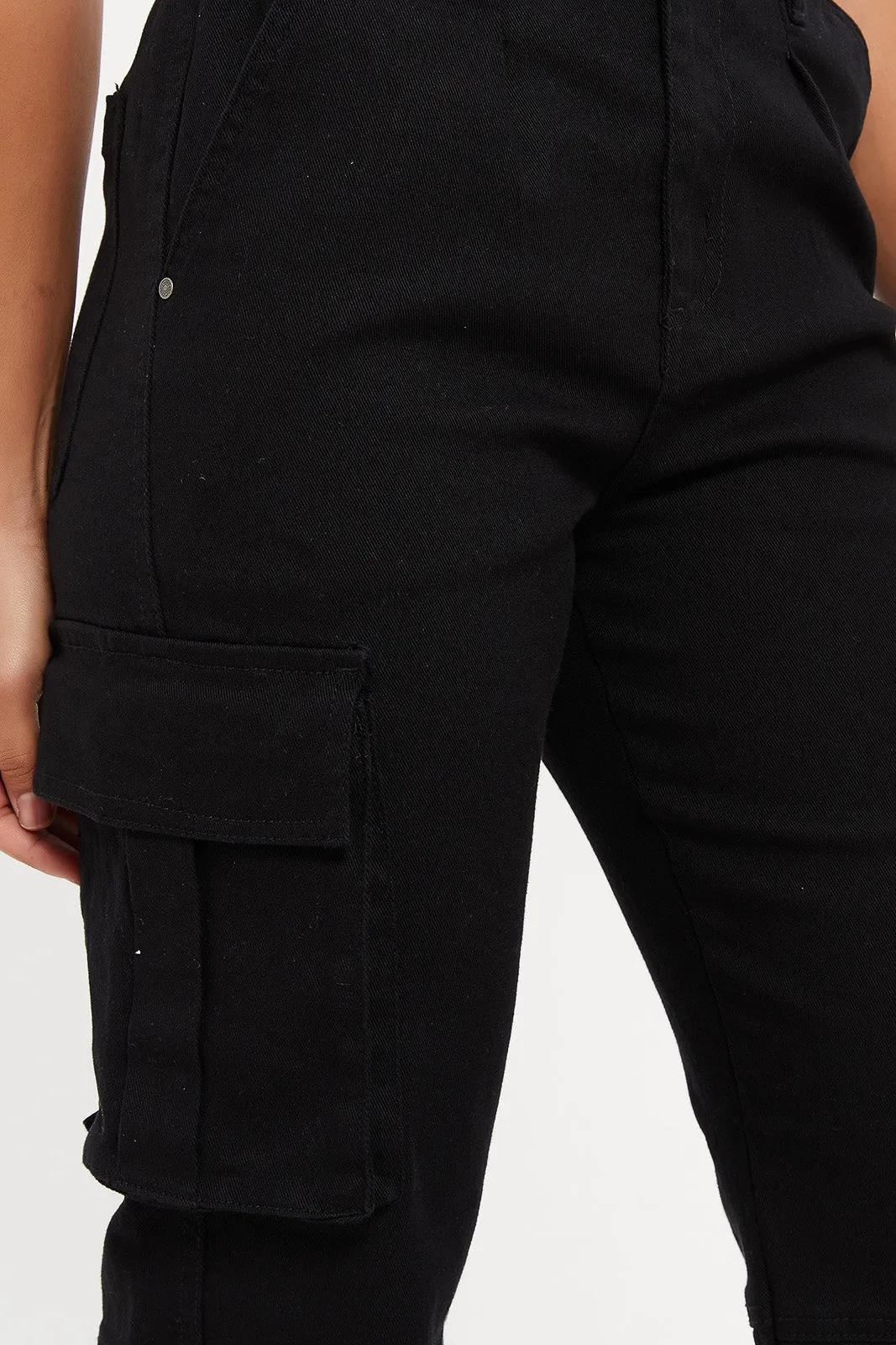 Women Black Bottom Elasticated Cargo Pants