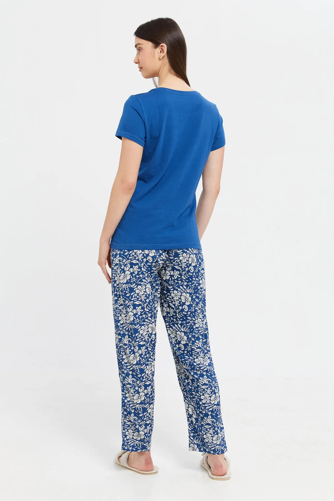 Women Blue Chest Print Pyjama Set (2 Piece)